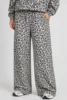 Leopardo Blanco Negro