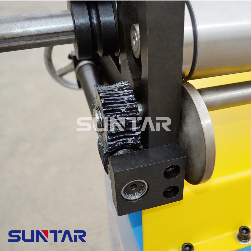 Hot Selling Manual Sheet Metal 3-roller Rolling Bending Machine