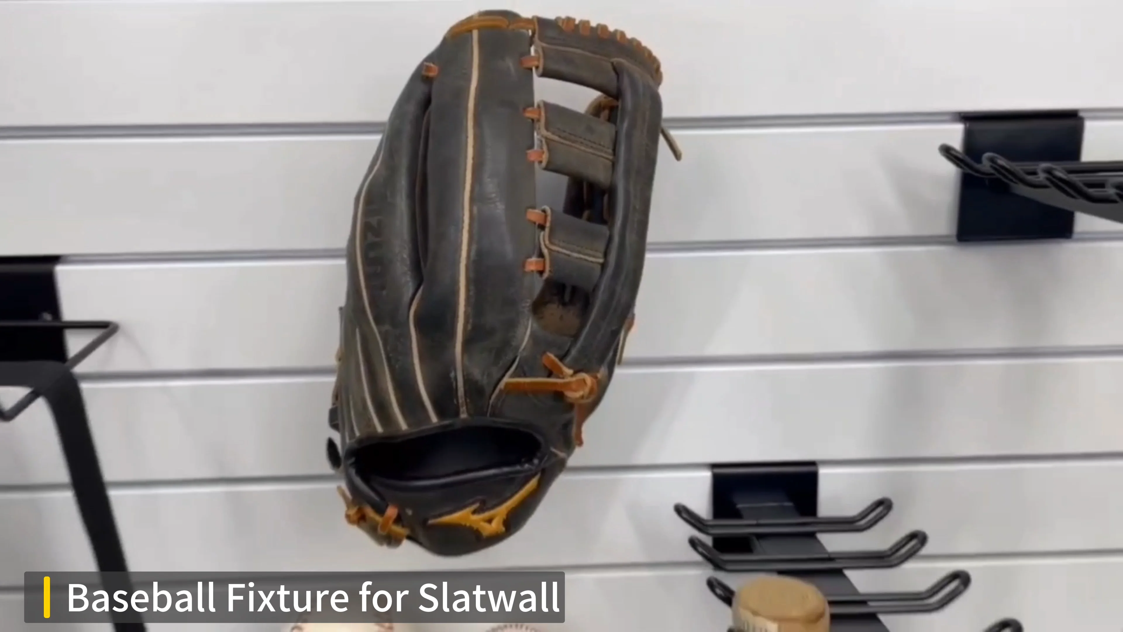 Metal Fixture Baseball Bat Holder For Slatwall Buy Slatwall 6 Bats