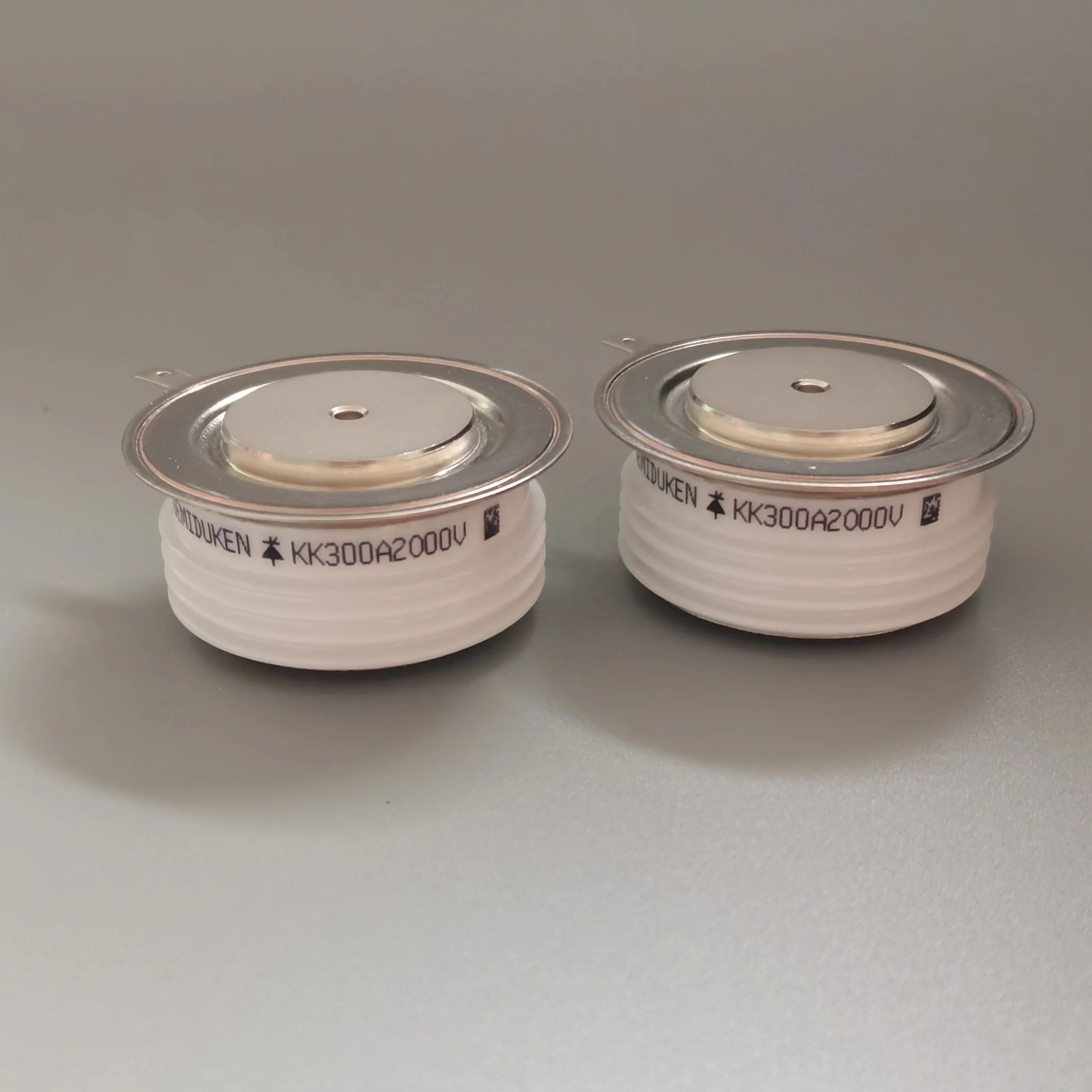 Fast SCR 300A2000V For Beauty Machine Fast Thyristor KK300A2000V