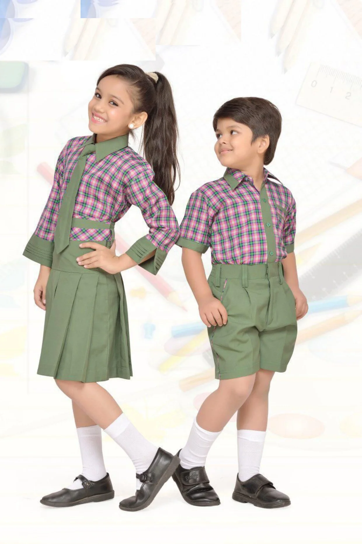 High Quality Wholesale Customized Design and Logo Printing Student Clothing Boys and Girls School Uniform Dress Set