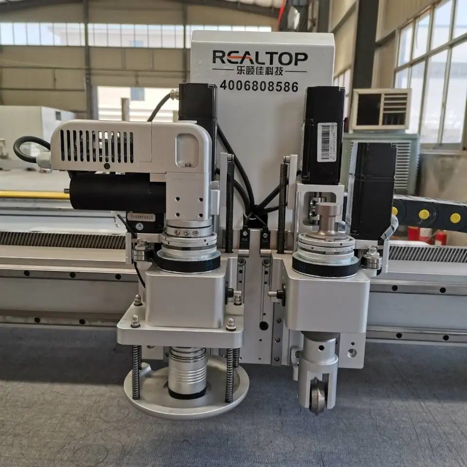 Realtop Plotter Sticker Cutting Machine Digital Cutting Machines