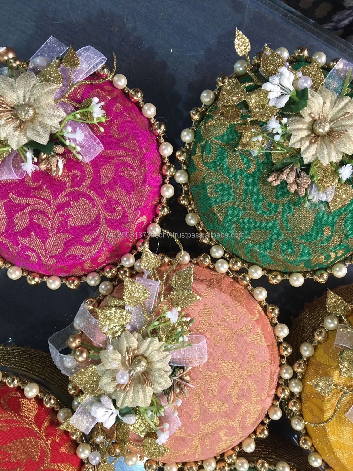 Handmade Indian Decorative Sweet Steel Decorative Box Wedding Favor