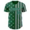 Verde grisáceo