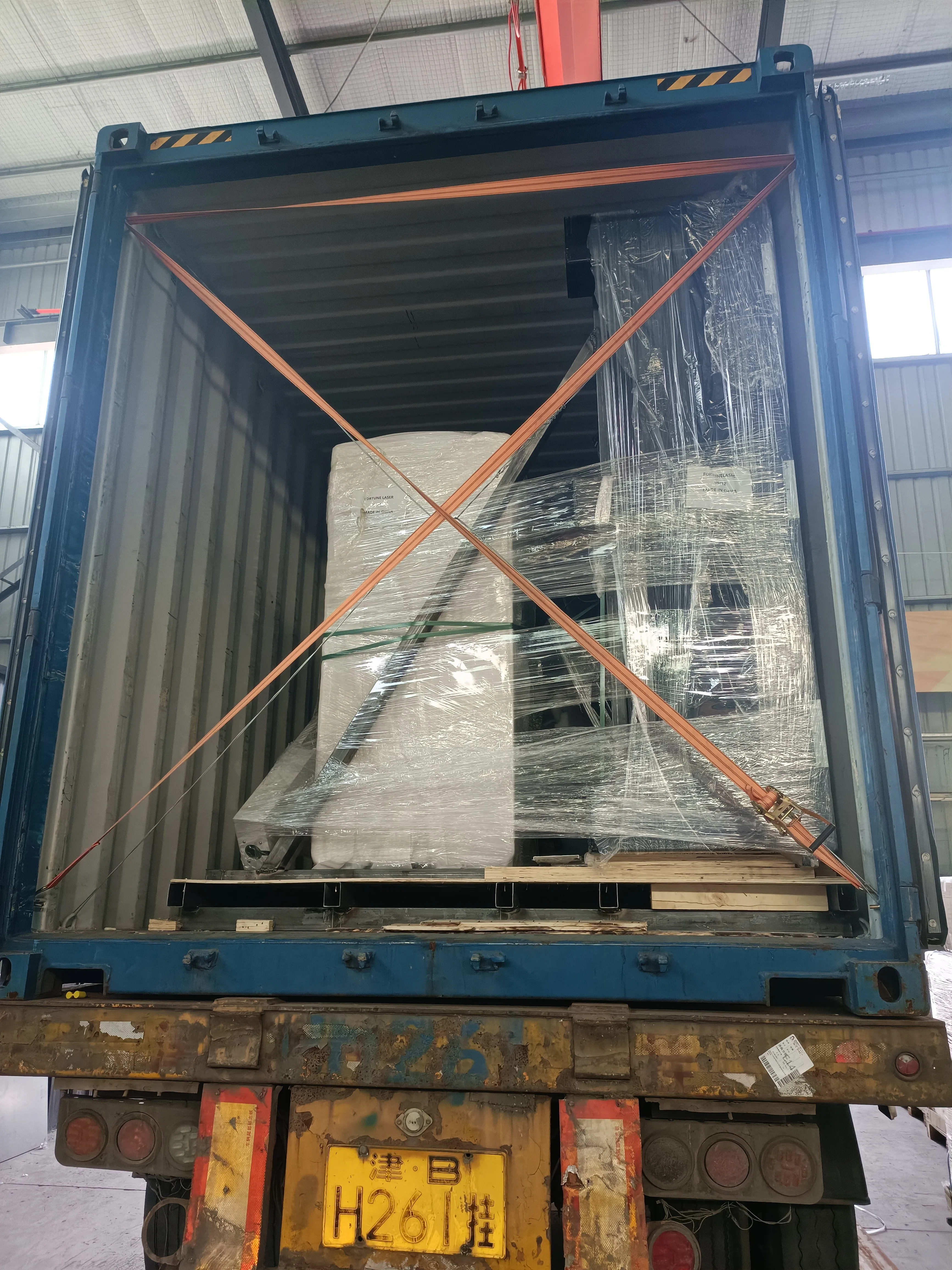 40HQ Container Loading