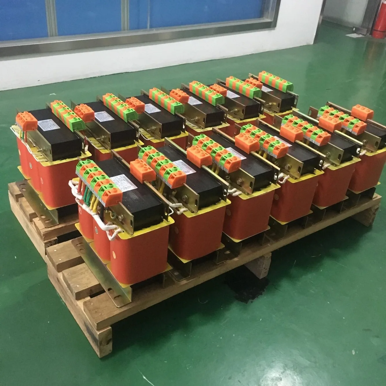 240V Input Power Transformer 50Hz Frequency Coil Instrument 50kw 100kw 200kw 500kw 3 Phase Step-up from 220v to 380v