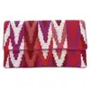 Rouge, blanc et violet