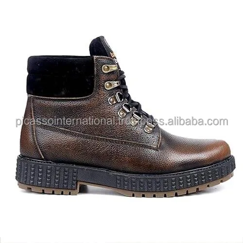 Hot Selling Excellent Quality Premium Casual Wear OEM Wholesale 100% Genuine Leather Shoes Boots for Men at Direct Factory Price