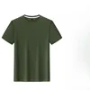 สีเขียวมะกอก