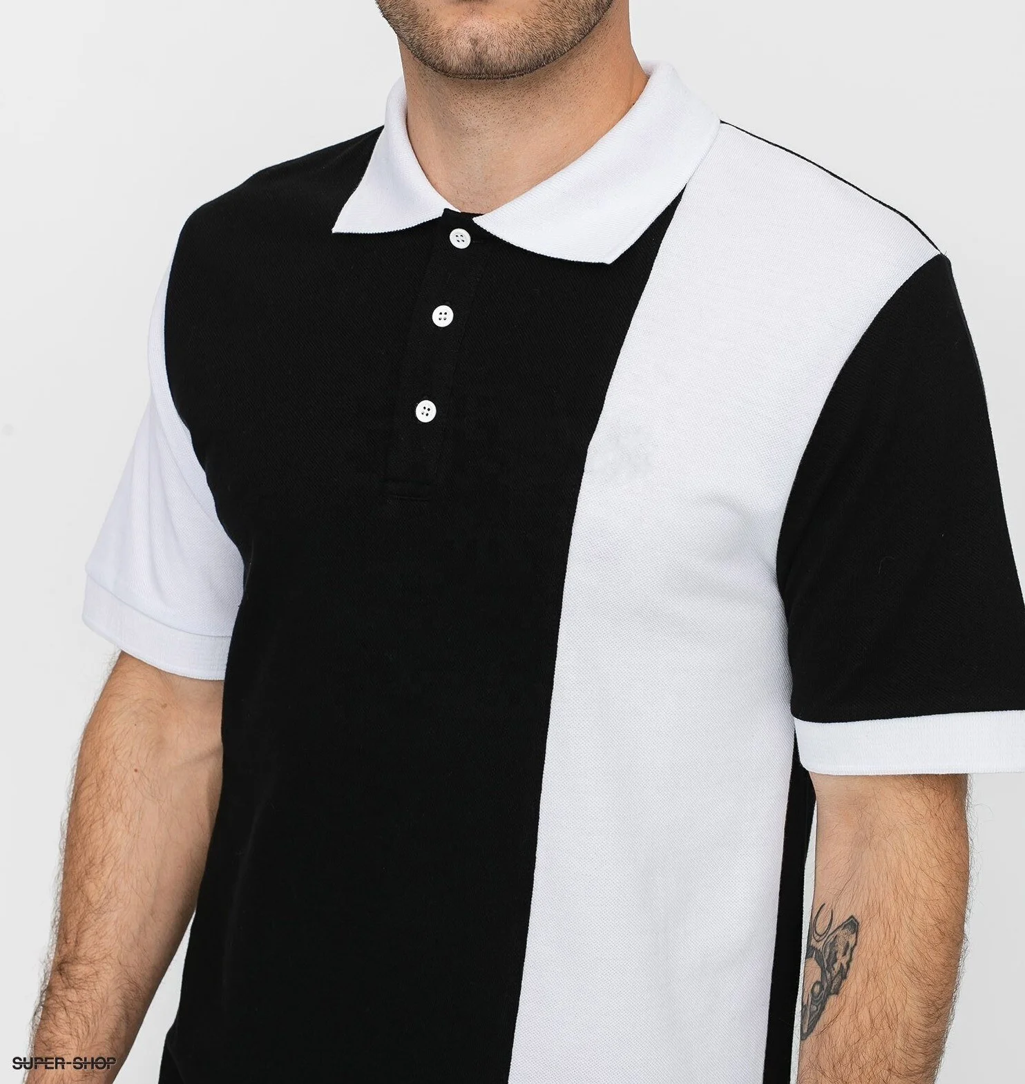 Source two tone half and half split color polo t shirt men Embroidered logo  on m.