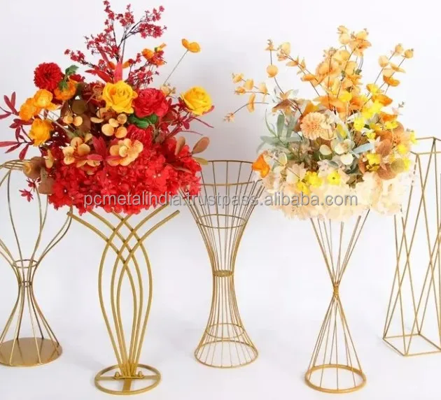 Harlow Stand/gold Metal Flower Stand/garden Gold Powder Coated Harlow