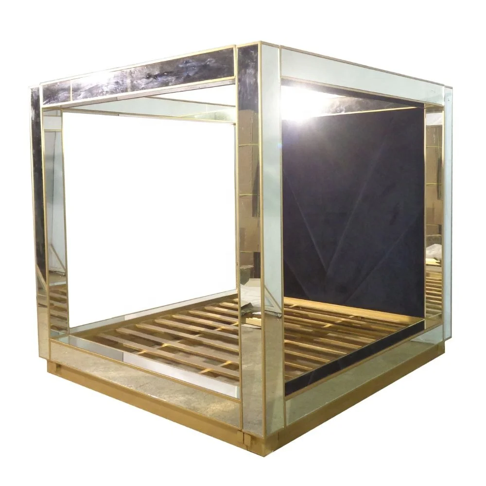 Mirrored Canopy Bed Frame Finished in Glass Panels and Silver Wood for Luxury Modern Minimalist Bedroom and Hotel Furniture