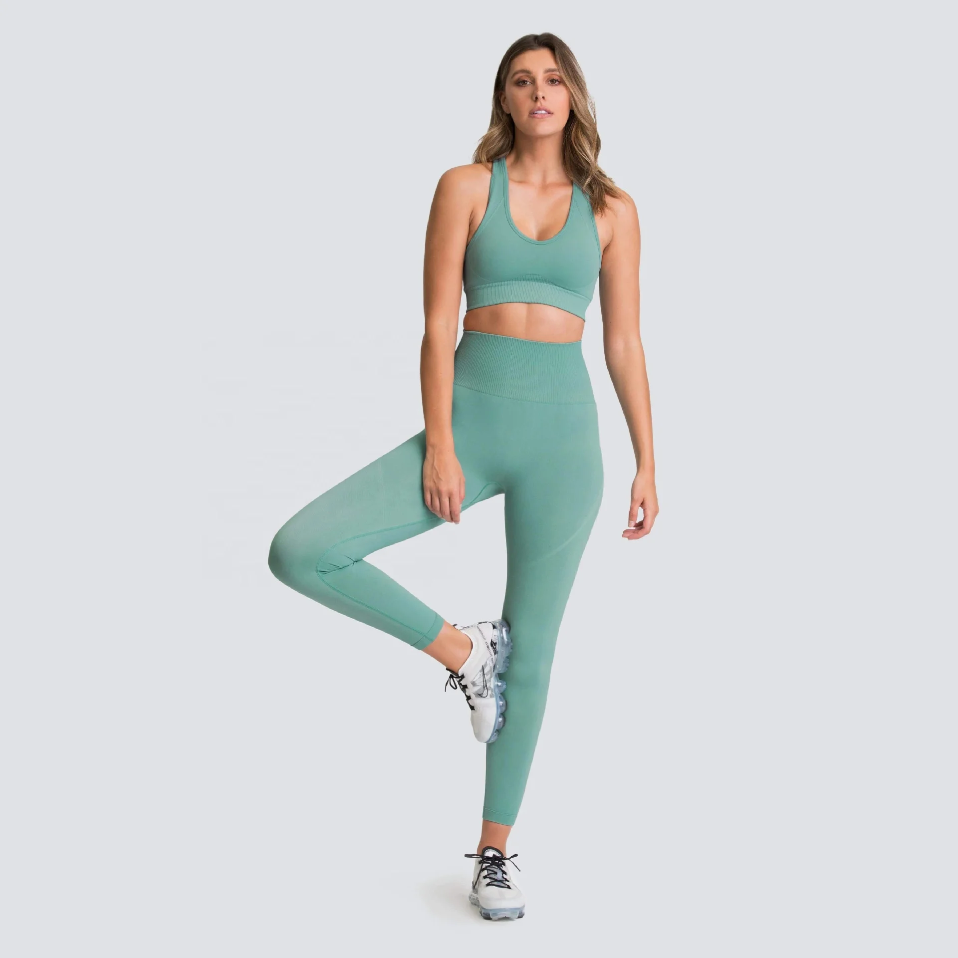 Ropa Deportiva De Marca Privada Para Mujer,Y Mallas Sujetador Deportivo,Venta  Al Por Mayor - Buy Las Chicas De Compresión Pantalón Gimnasio Conjuntos De Ropa  Deportiva Deportes Bras,Las Chicas Sexy Usando Pantalones De