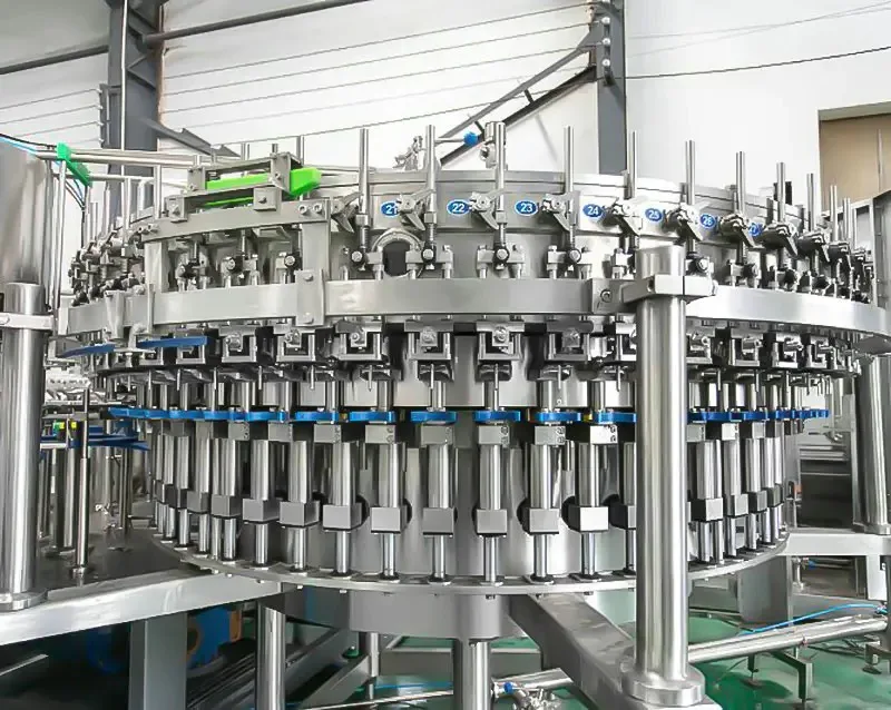 Automatic CSD Soft Drinks Filling Machine Tarhun Buratino 200ml Plastic and 500ml Glass Bottle from Baikal Production Line