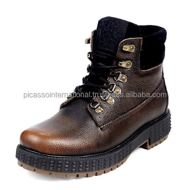 Hot Selling Excellent Quality Premium Casual Wear OEM Wholesale 100% Genuine Leather Shoes Boots for Men at Direct Factory Price