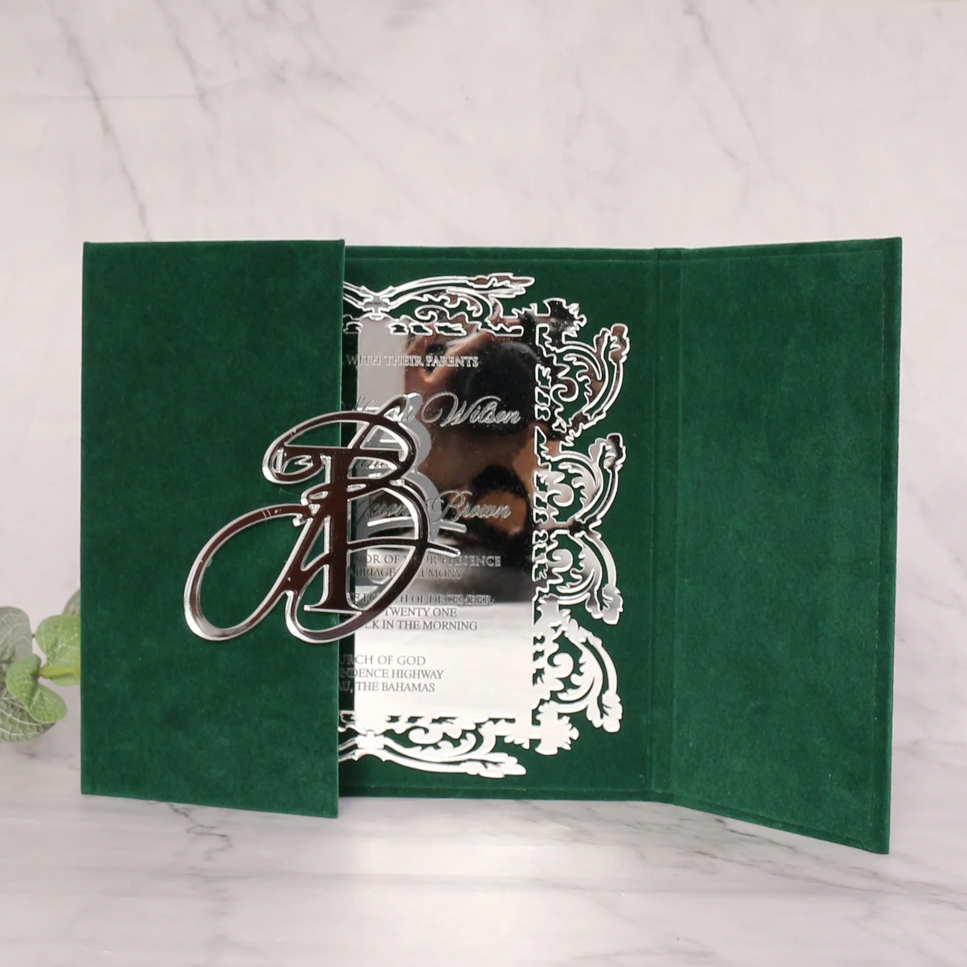 Custom Funny Folio Dark Green Velvet Hardcover Wedding Invitation Handmade  Luxury Silver Mirror Invitation Cards, image size:1956x1956
