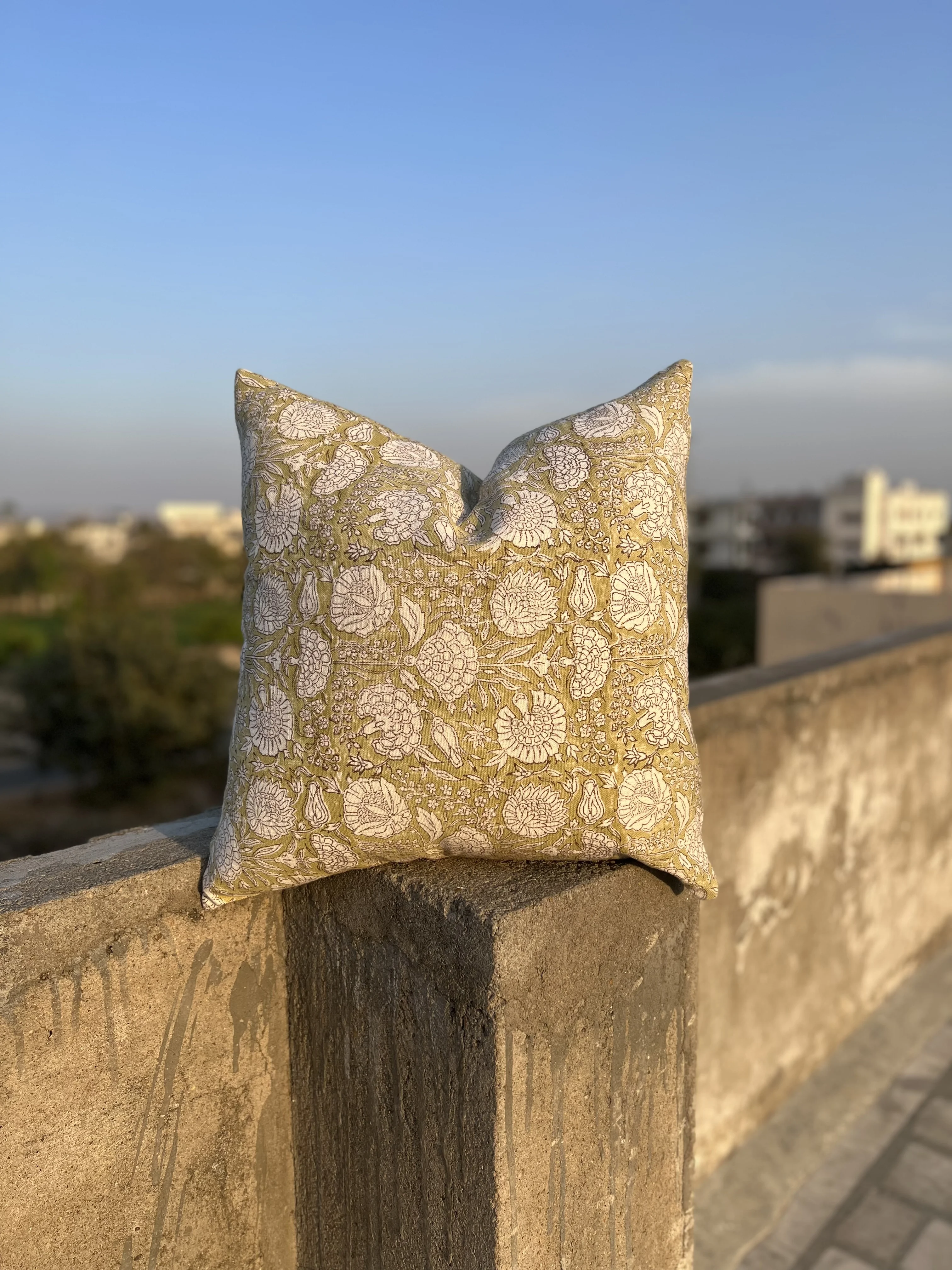 New Hand Floral Printed Wholesale Throw Pillow Cover Indian Cushion Covers Decorative 18 X 18