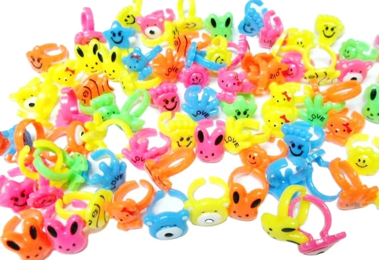VENDING 48 METAL RINGS- PARTY FAVORS TOYS PINATA,REDEMPTION FREE SHIPPING!! 