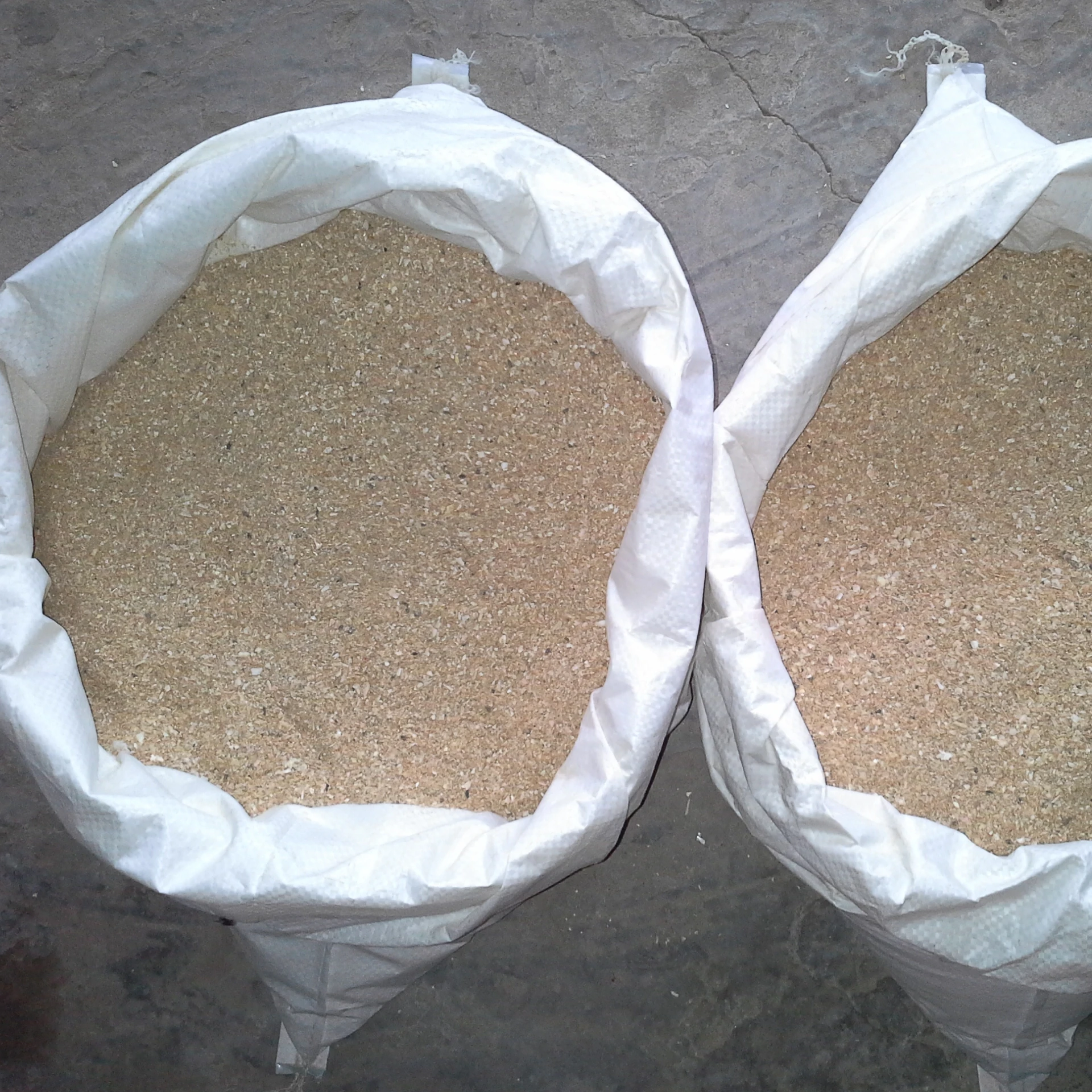 High Quality Shrimp Shell/ Crab Shell/ Crab Shell Powder for Animal Feed, From Vietnam Supplier