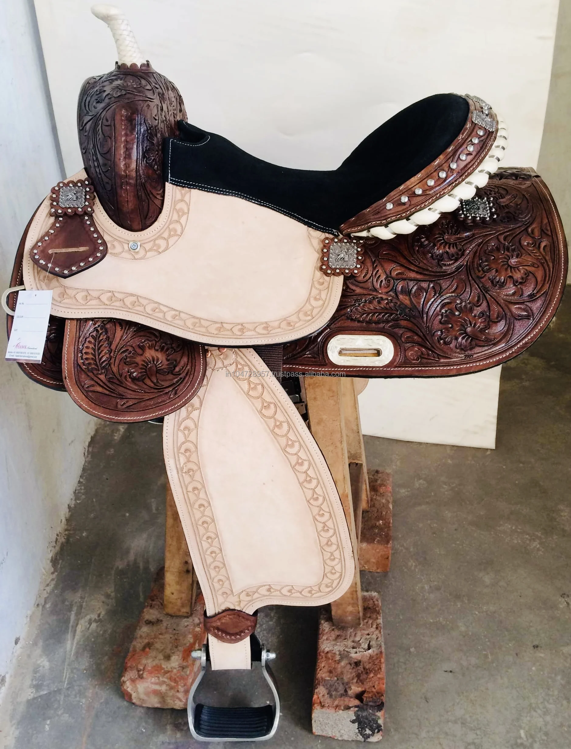 Top Quality Western Saddle Roughout Saddle With Hand Tooled And Carving