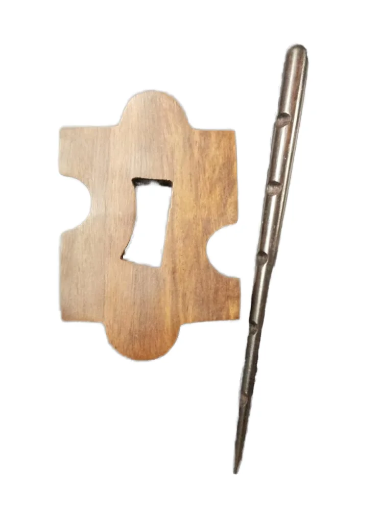 Шаль из дерева