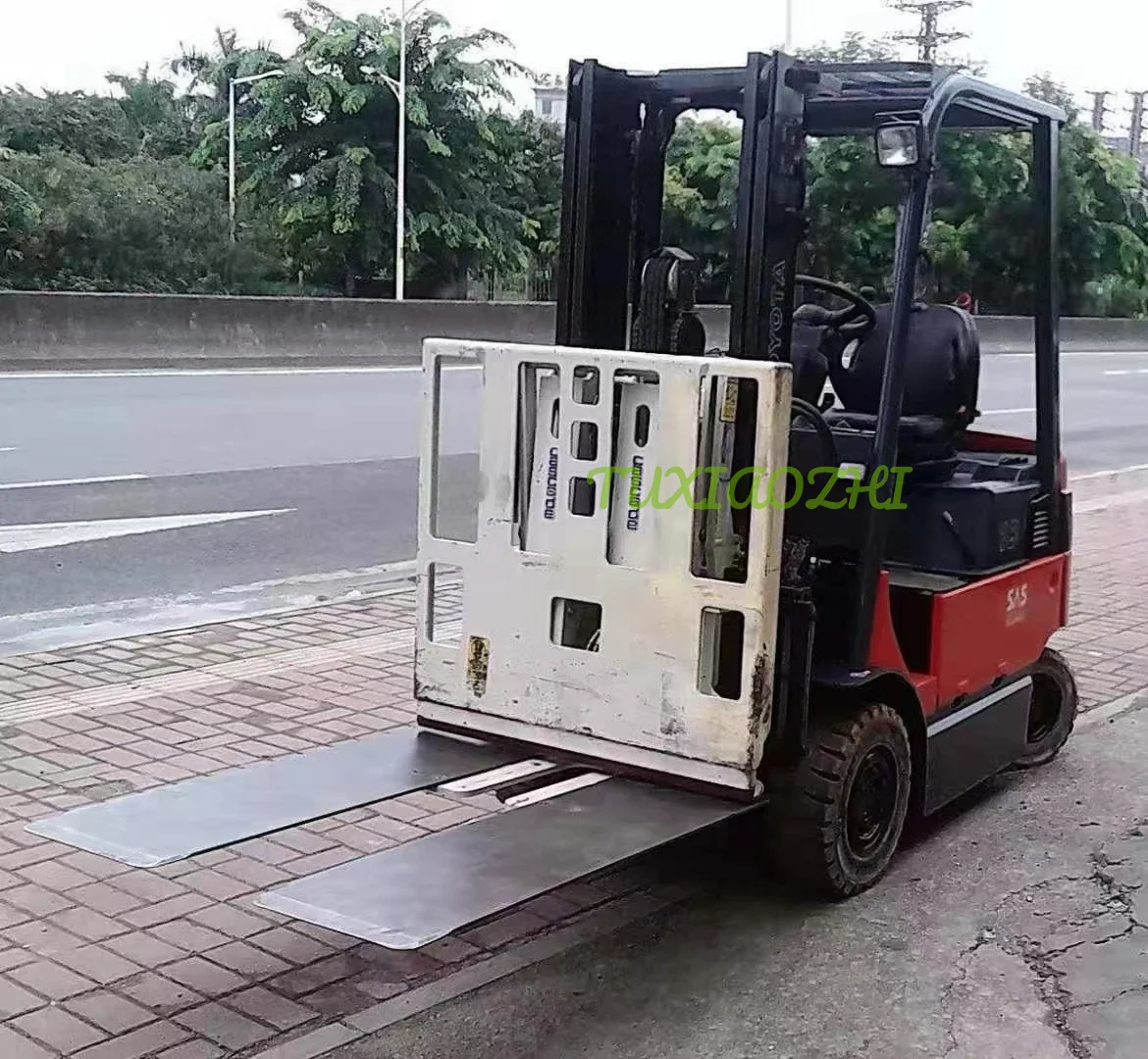 Customized Forklift Attachment Push Pull Pushpull Pusher For Cargo