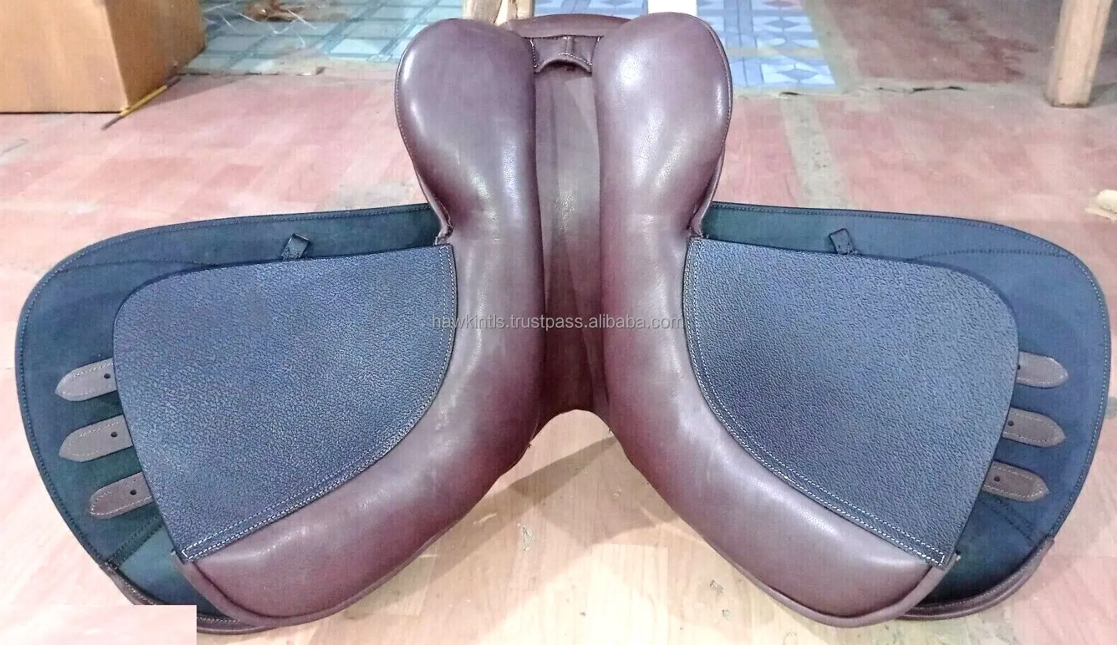 Top Quality Horse Dressage Saddle Leather Horse Saddle Soft Seat