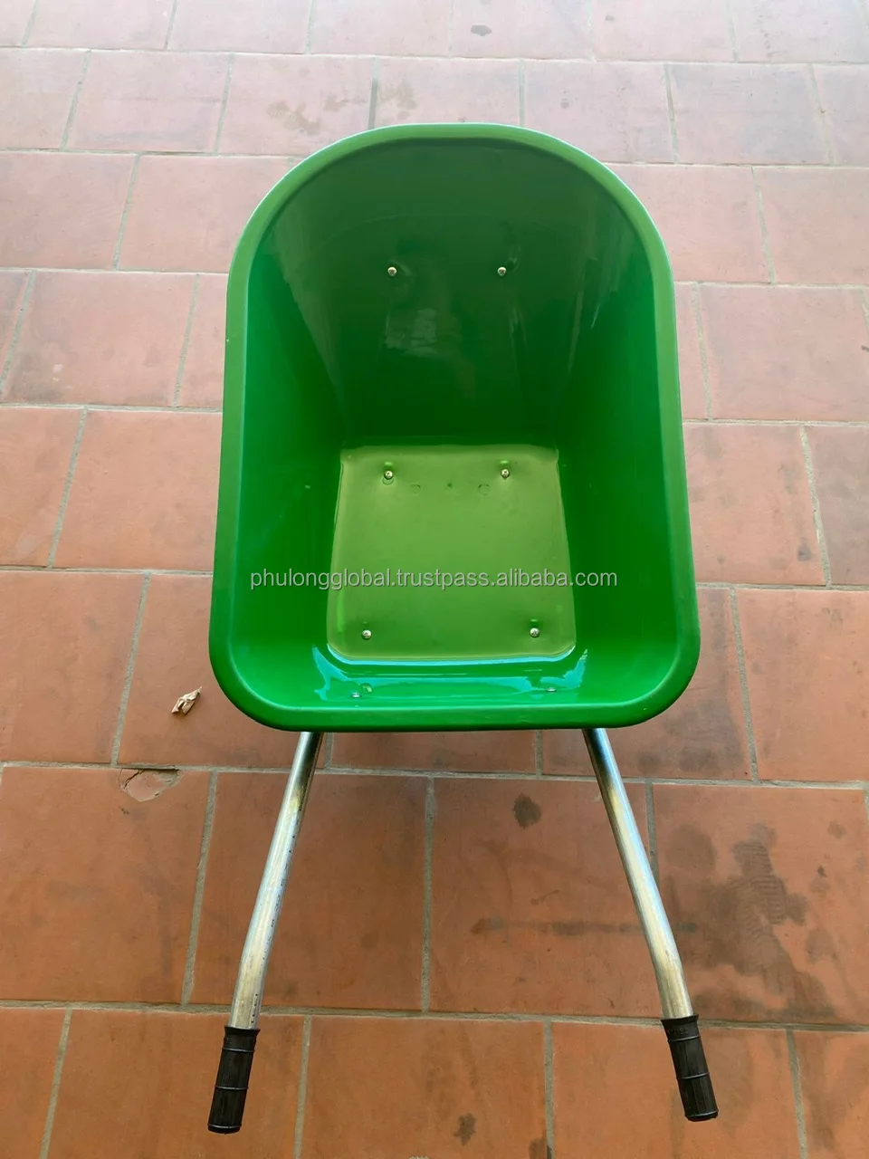 High Quality 50L 70L 90L Wheelbarrows From Vietnam Wb6400 Model with Plastic or Metal Tray for Garden Construction