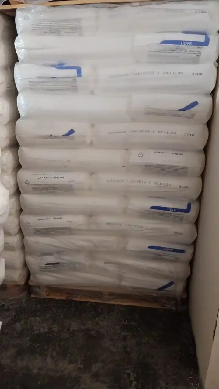 HDPE FJ00952 Raw Material High Quality Polyethylene Resin for Pipe Bottle and Cap Production