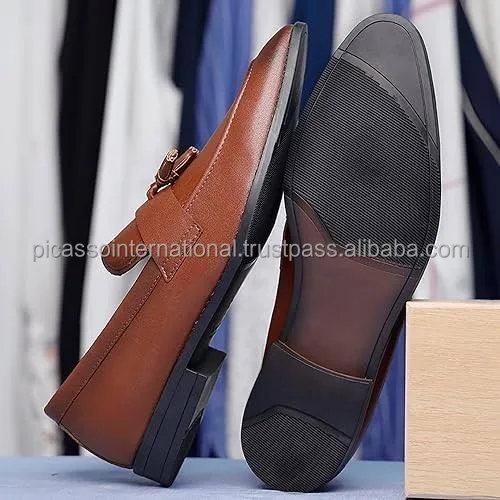 Trusted Exporter of Best Quality Eye Catching Design Casual Daily Wear Office Formal Genuine Leather Loafers Shoes for Men