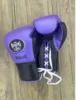 Morado y Negro