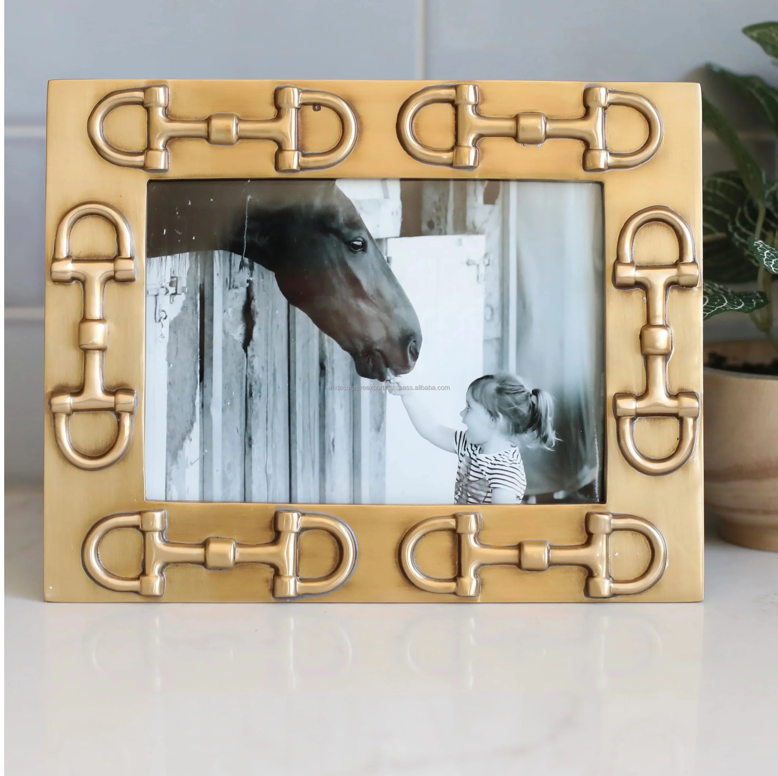 Attractive Designing Metal Picture Frame Nickle Plating High Quality ...