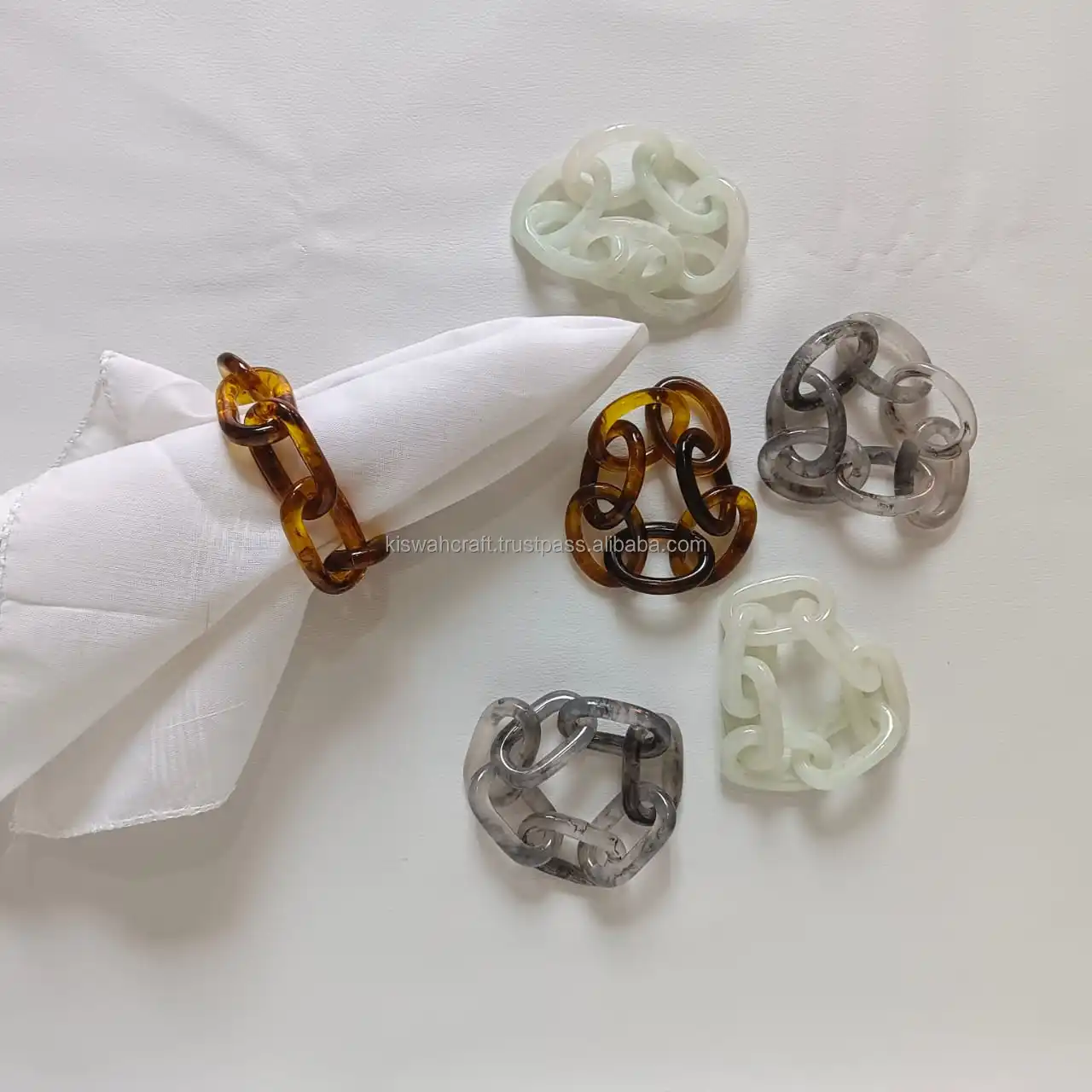 Acrylic Link Chain Napkin Ring Designer Custom Color Tissue Paper Holder Chain Rings for Party Table Decoration