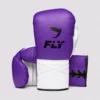 Morado con blanco