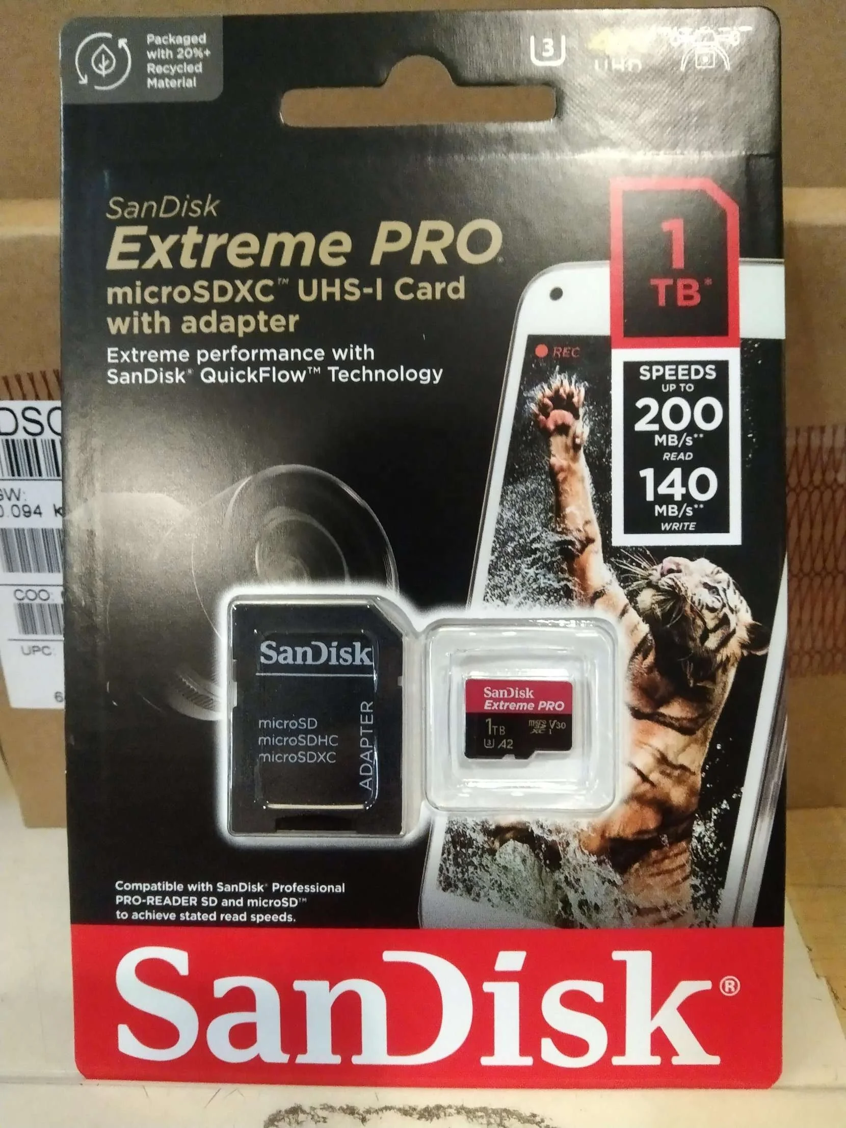 Карта памяти SanDisk 1 ТБ Extreme Pro с адаптером SDSQXCD-1T00-GN6MA