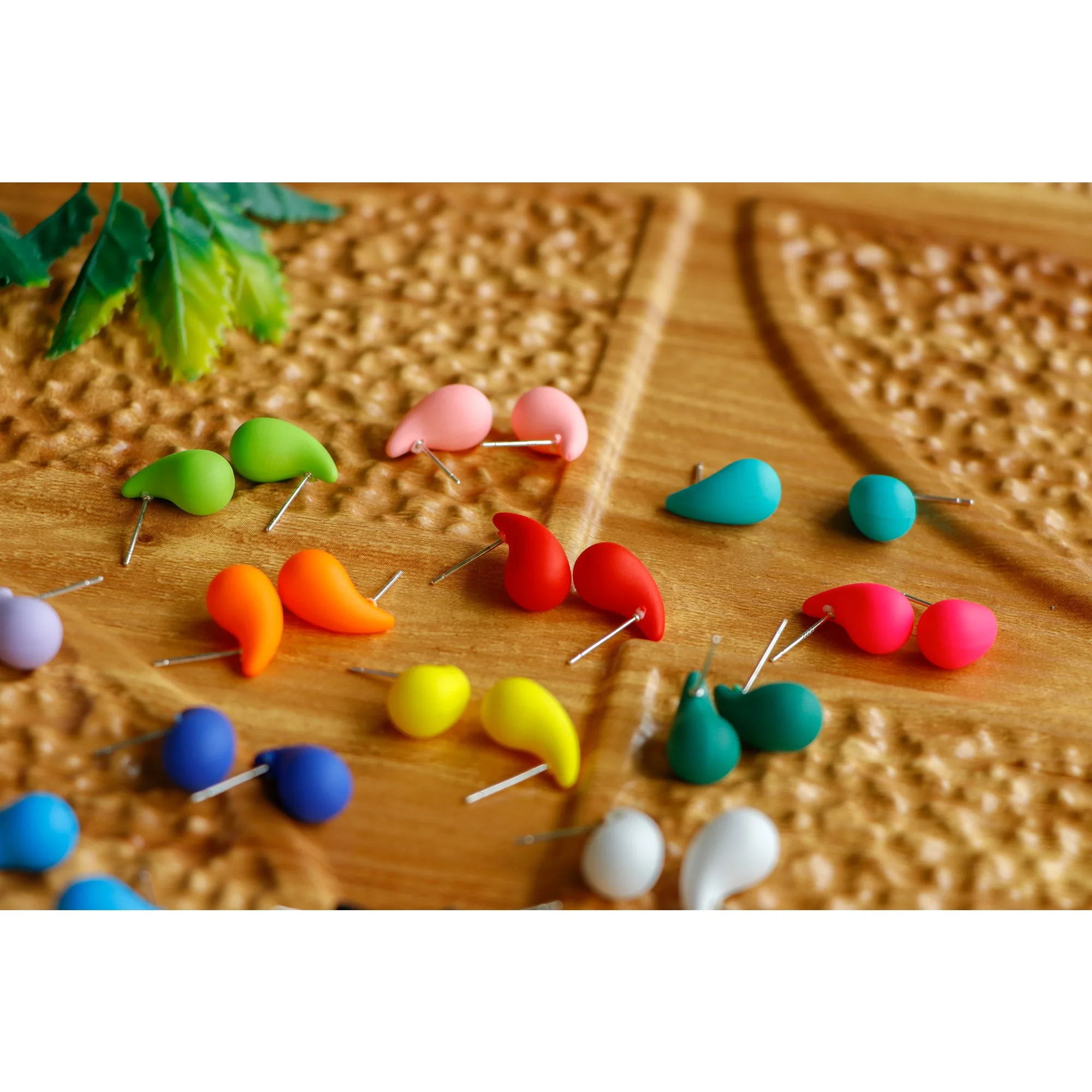 Simple Exaggerated Hoop Earring Women Colorful Star Rhomboid Big Hoop Geometric Fashion Statement Earring Wholesale Punk Jewelry