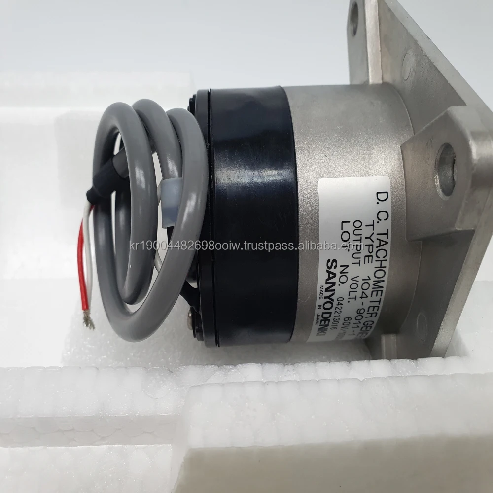 Sanyo Denki Dc Tachometer Genrator 10490111 Made In Japan Buy Sanyo