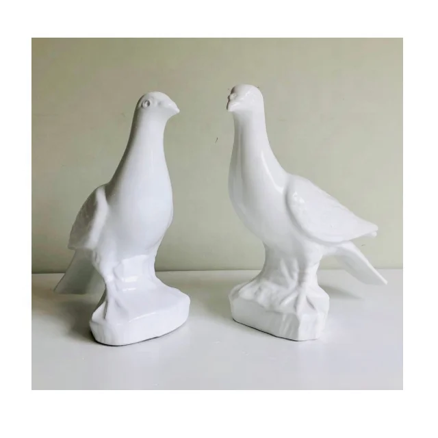 Premium Quality White Color Pigeon Shape Figurine in Negotiable Price