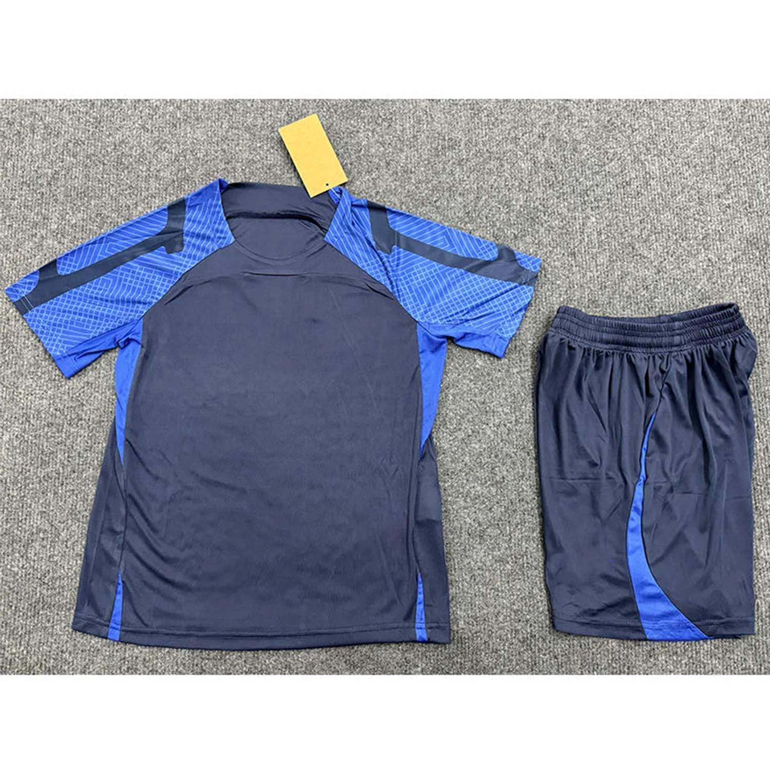 Custom Logo Pattern Numbers Team Competition Training Soccer Uniform Set Men Students Kids Breathable Eco-Friendly Short Jerseys
