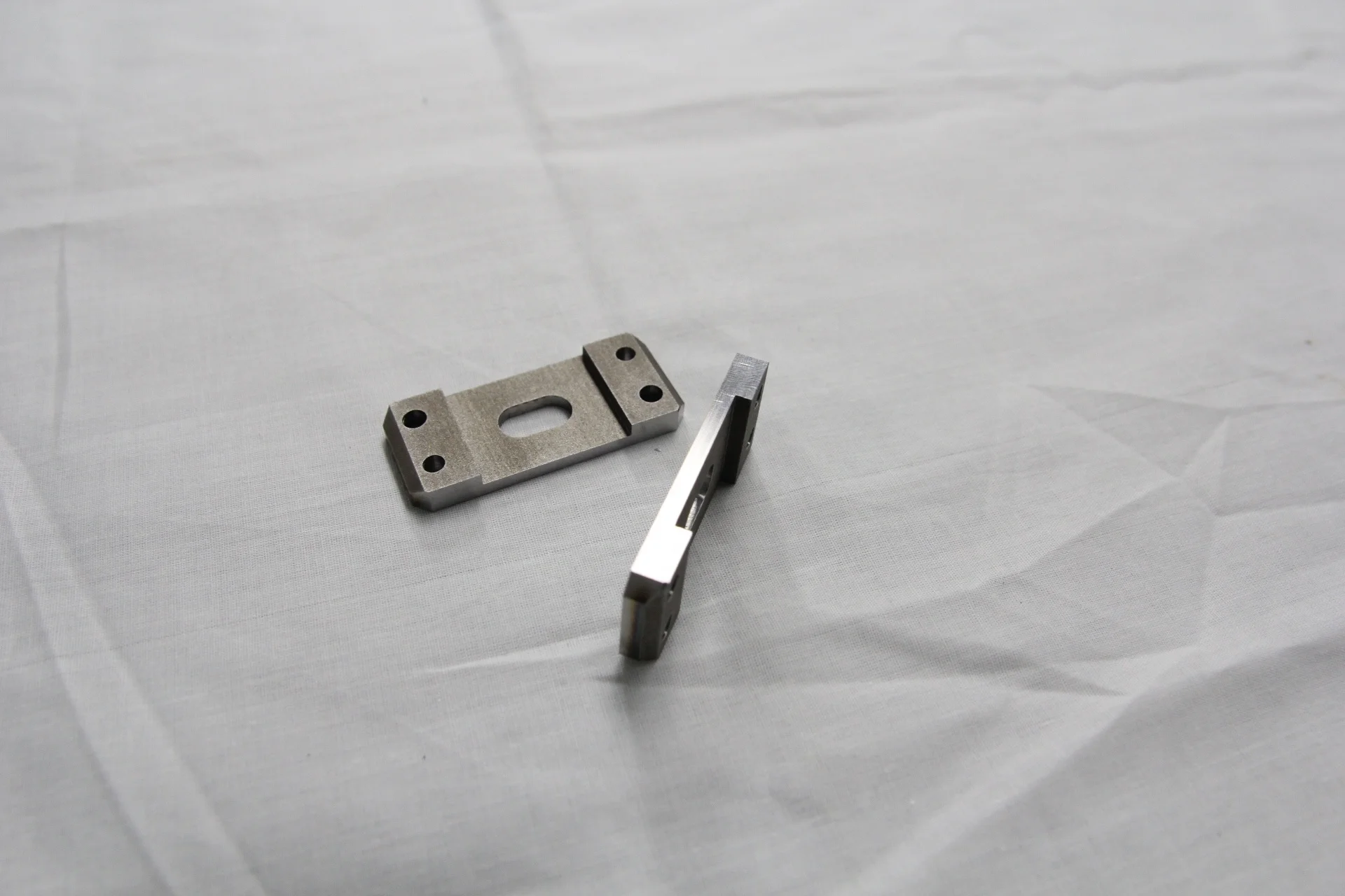 Precision Custom CNC Machining Services for Metal Aluminum Components Factory Supplier Offers Lathe Turning Milling Broaches