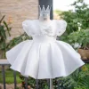 Blusa blanca de manga corta