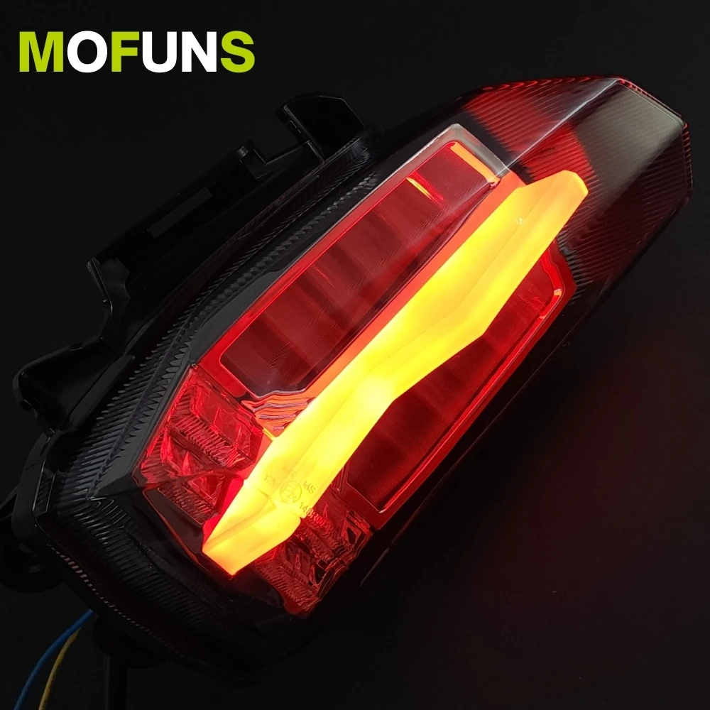 LED Integrated Tail Light with Turn signal Light Yzf-r15 V3 / V4