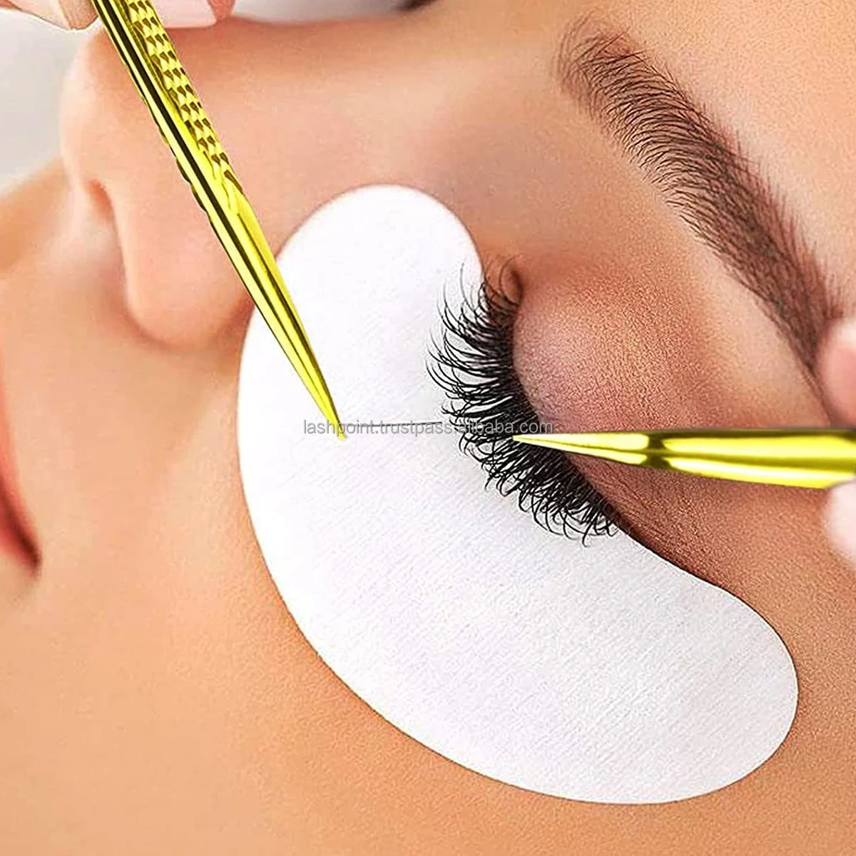 Накладные ресницы картинки. Whoop lash. Whoop lash. Oliviey lash. Тушь мейбелин грейт лэш.