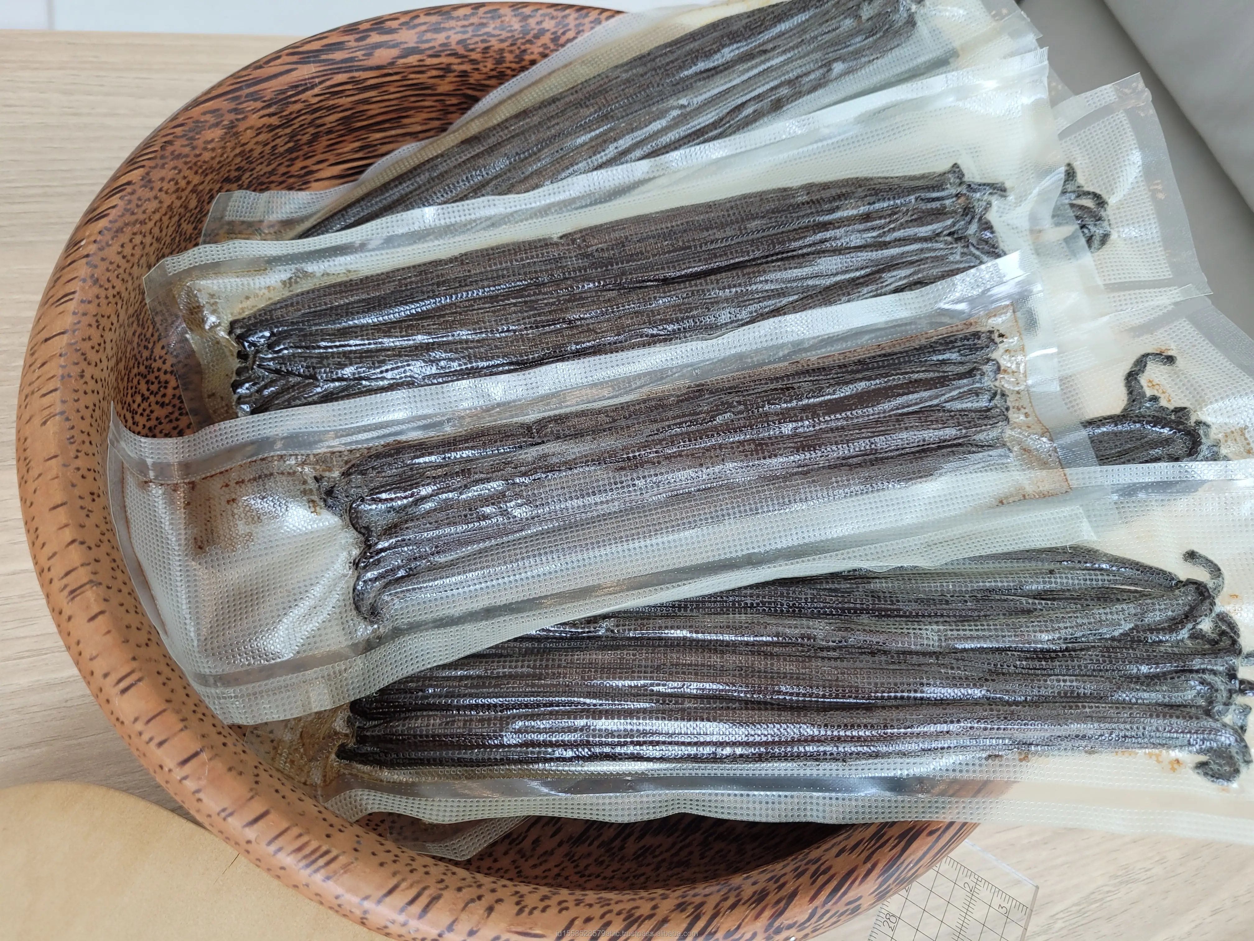 Vanilla Beans Grade Premium Gourmet Vacuum Packing Planifolia Origin