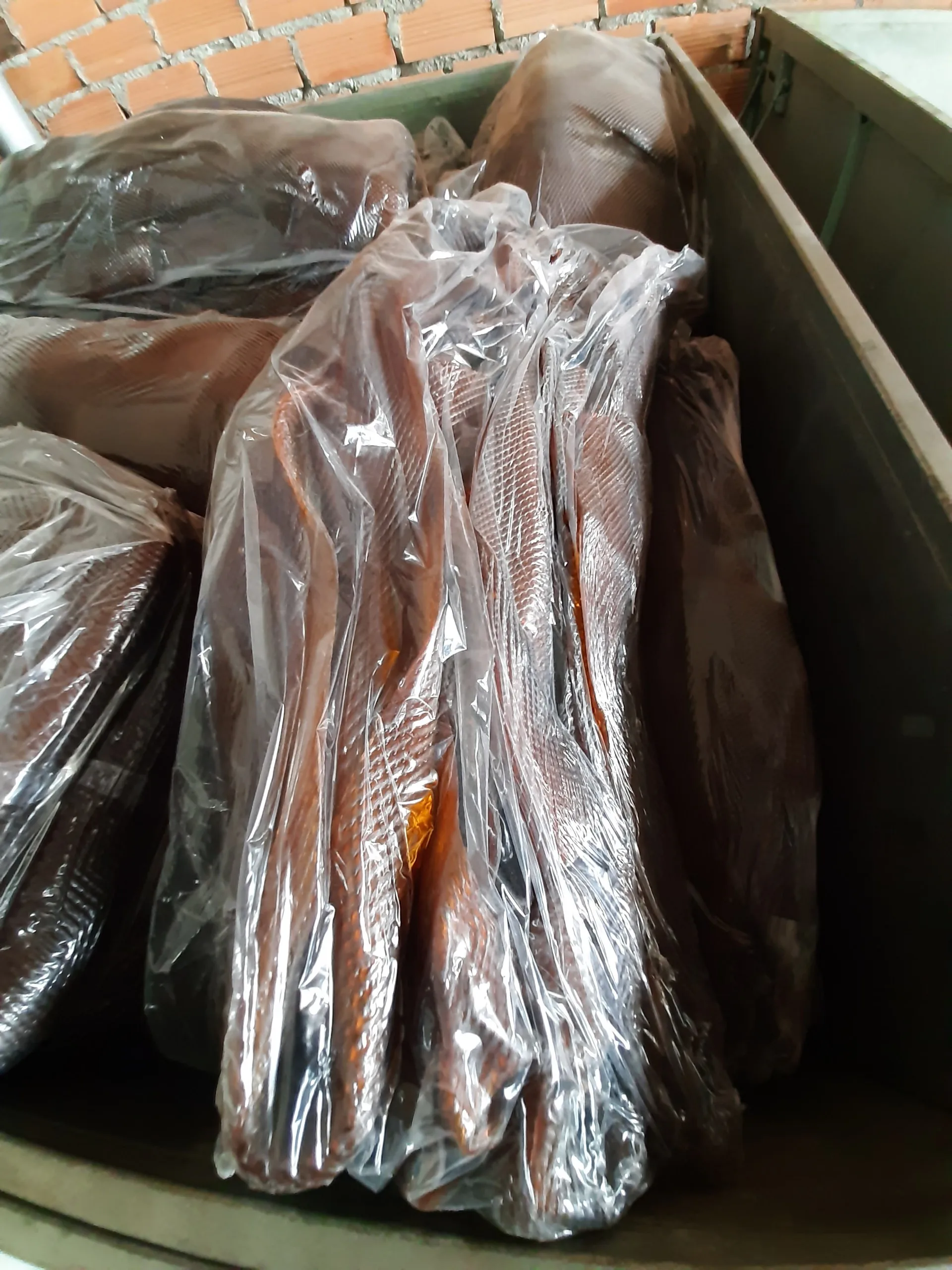 High Quality Natural Rubber Sheet RSS3 Best Price Factory in Vietnam for Tire Conveyor Belt Rubber Tube Smoked Ribbed