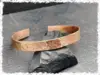 CONFORMÉMENT À L'IMAGE
