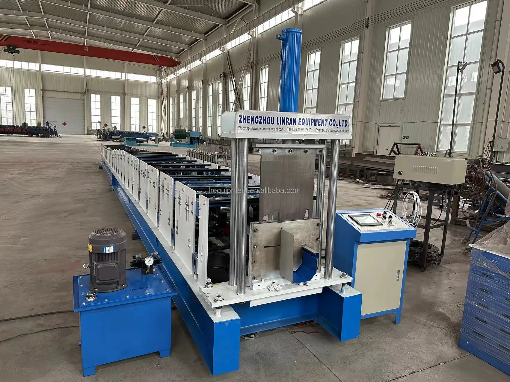 1.5T Manual Decoiler PLC Control Automatic Water Gutter Making ...