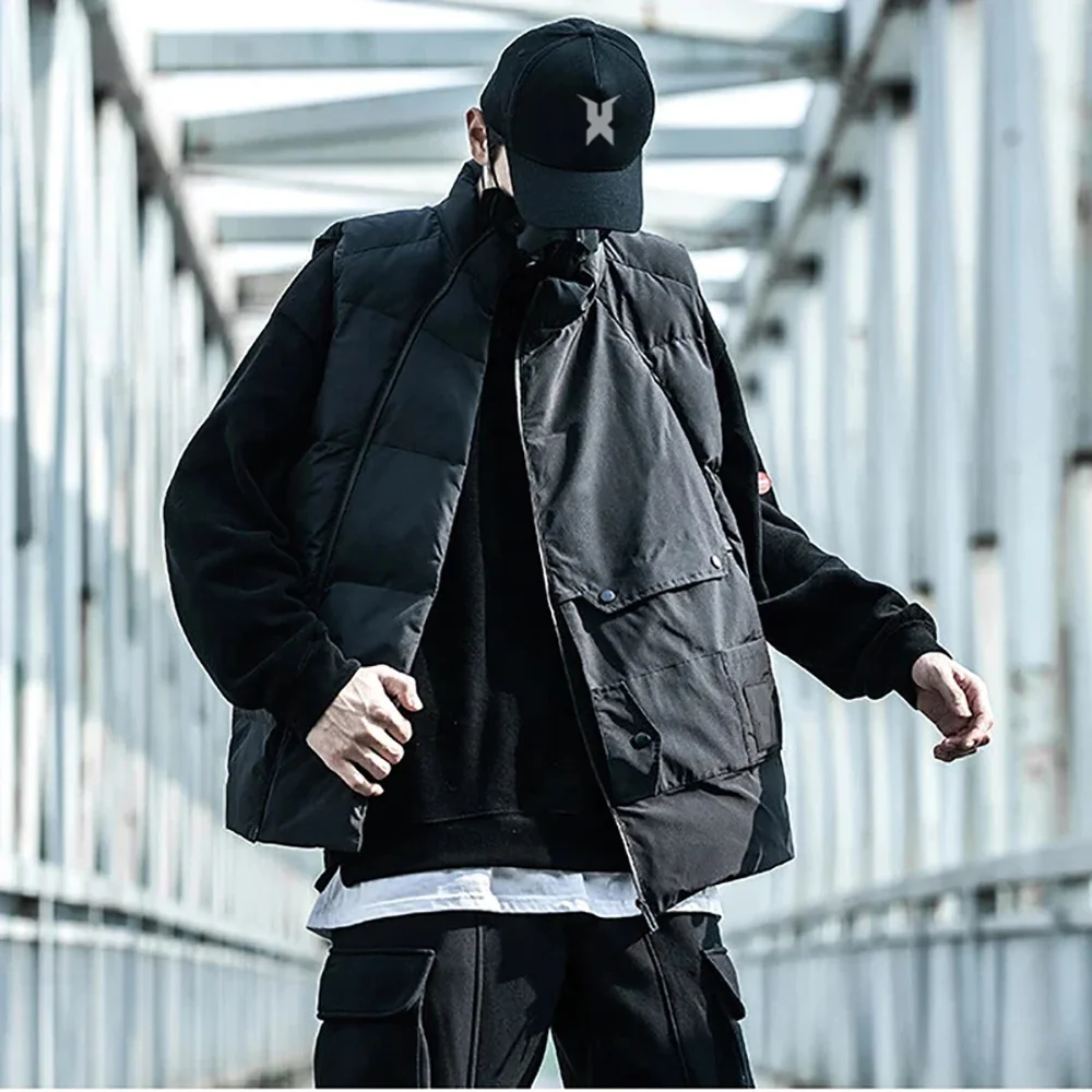 Men's Streetwear Cyber Techwear Vest - Outdoor Pack Stucco