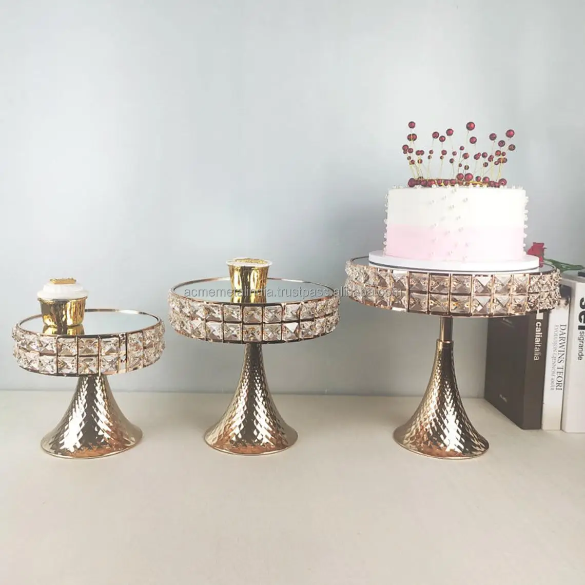 Cakes Holder Metal Cake Stand Tiered Cupcake Stand Unique Beads Display