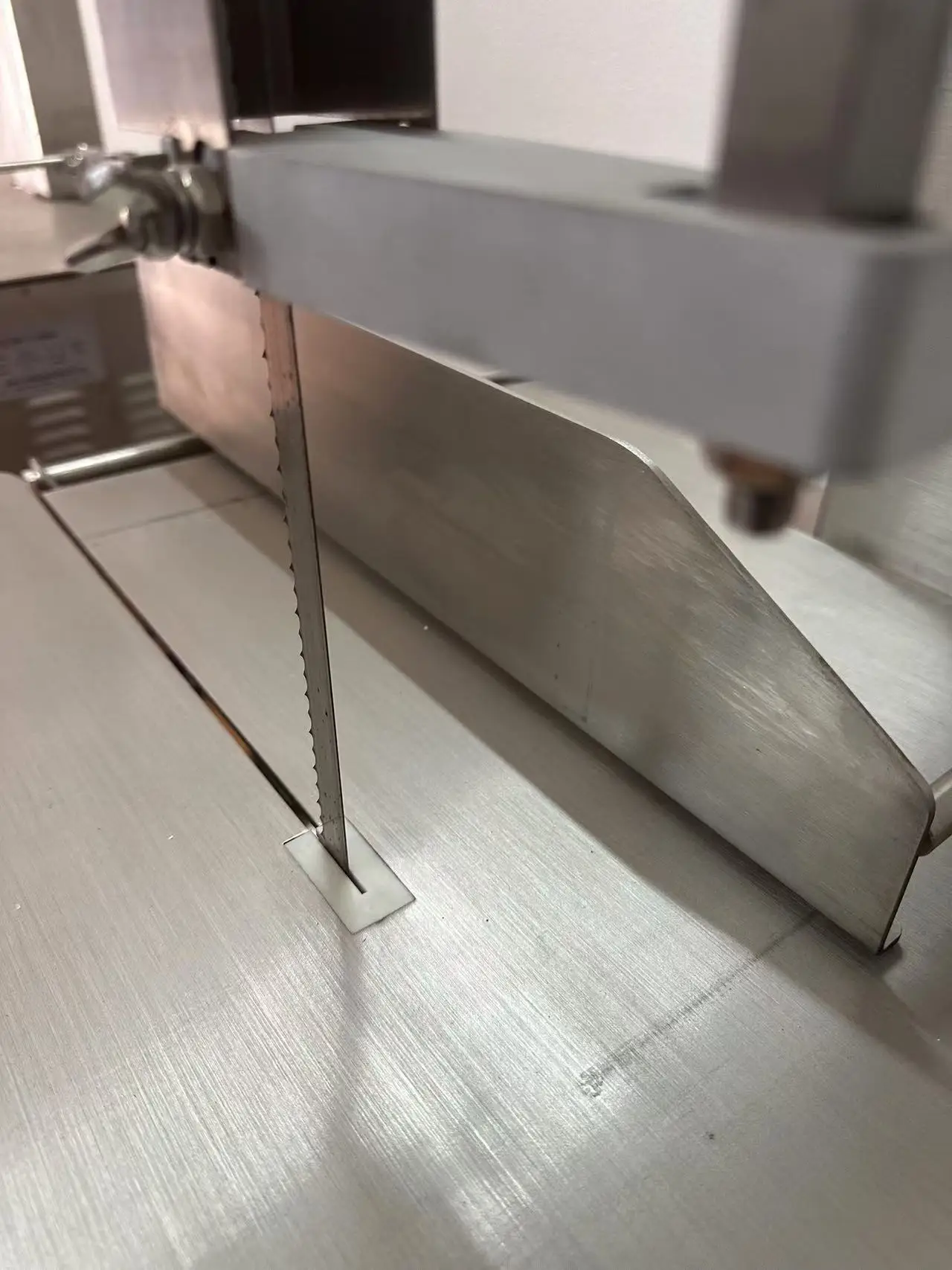 Automatic Commercial Industrial Bone Cutter Meat Band Saw Machine for Home and Restaurant Use-New and Used Condition